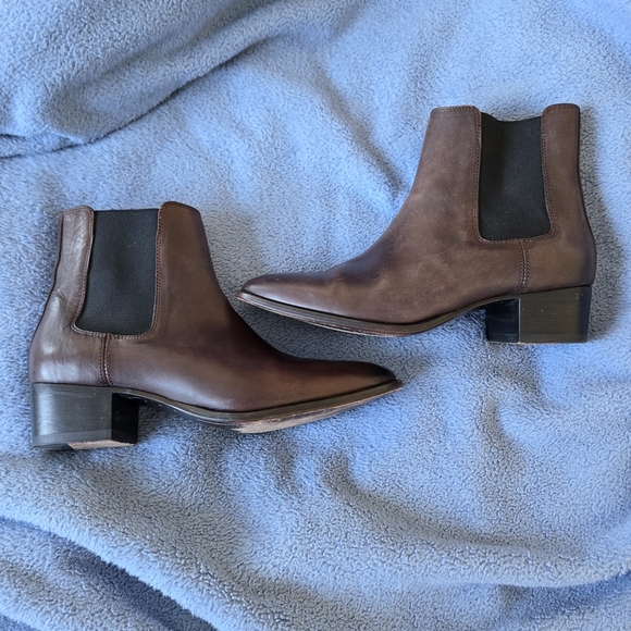 Frye Shoes - Frye Sacha Chelsea Boot Dark Brown Leather Pointed Toe Ankle Boots 7.5